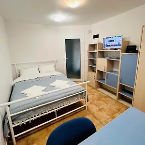  Apartment Comfy 100letov Bulgaria